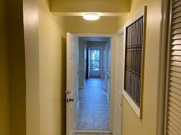 4th image of 2719 Fish Ave #2719