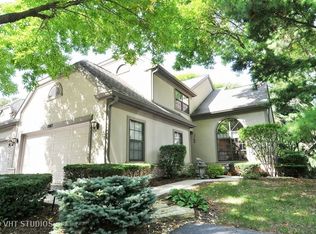1243 Hobson Oaks Dr, Naperville, IL