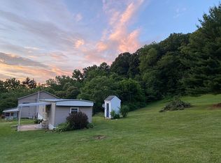 1724 Hametown Rd, Glen Rock, PA 17327