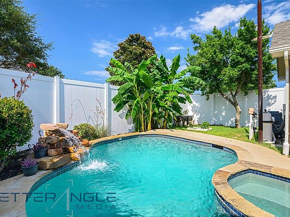 3rd image of 3405 Brunchberry Ln