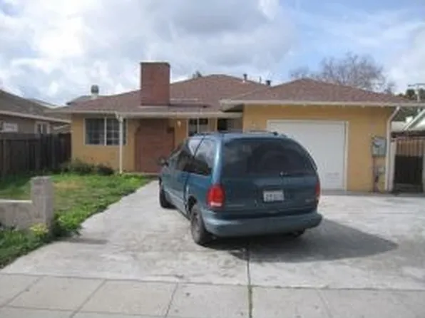 2279 Clarke Ave, East Palo Alto, CA 94303