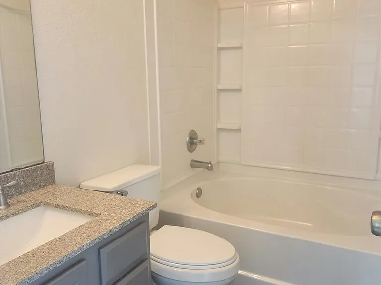 205 Beech Dr — Photo 7