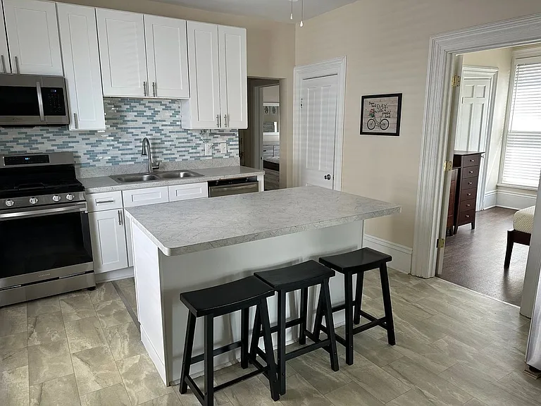 1855 W 58th St #1 — Photo 1