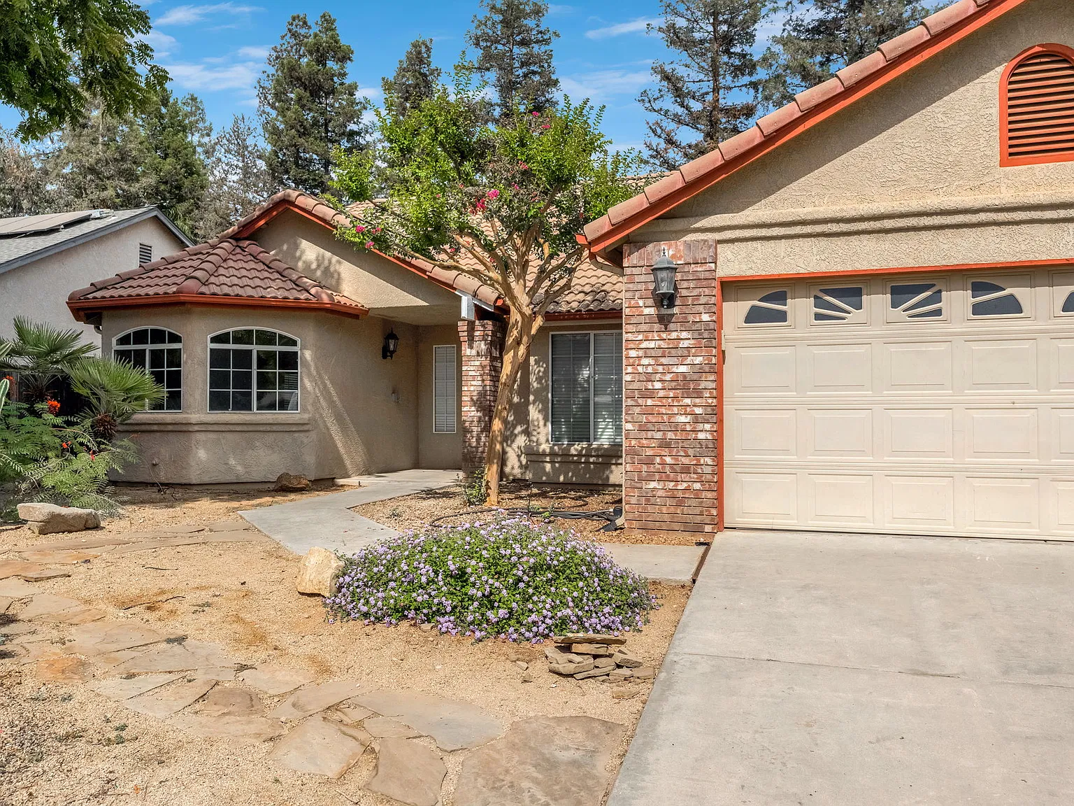 3558 West Escalon Avenue - 1 — Photo 3