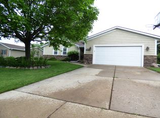 2251 Jen Rae Rd, Green Bay, WI 54311