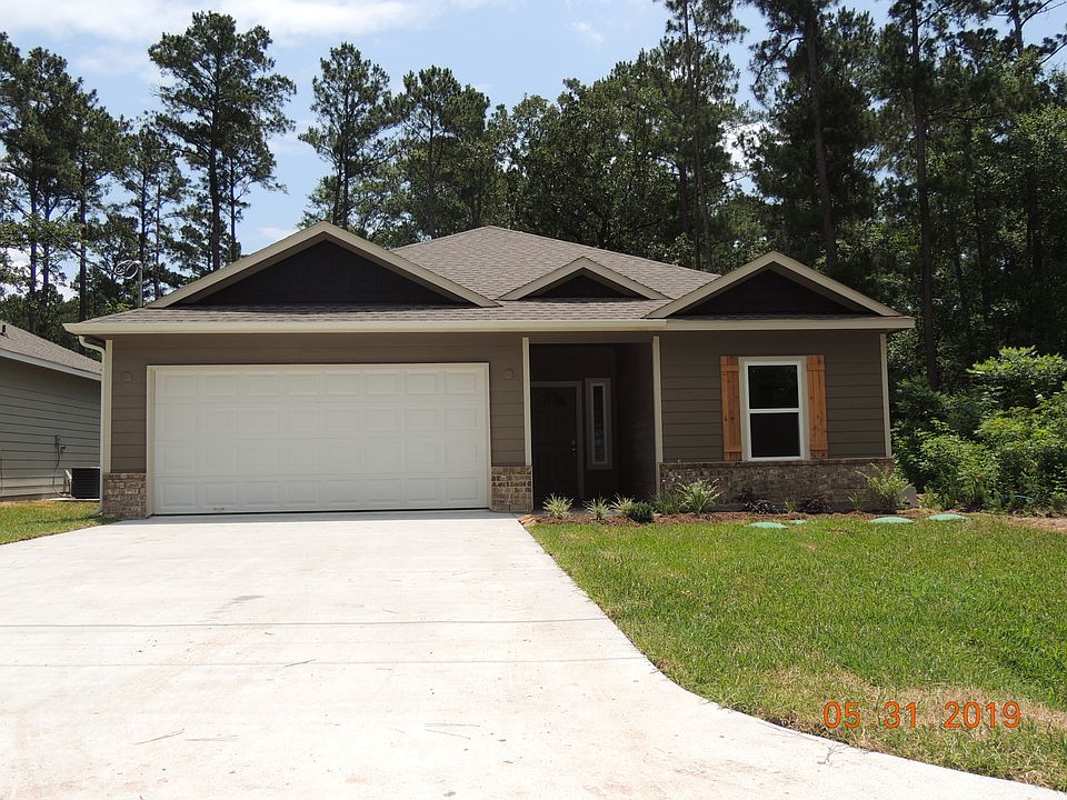 1st image of 20085 Pine Ln
