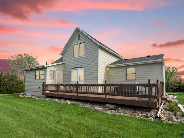 47847 272nd St, Harrisburg, SD 57032