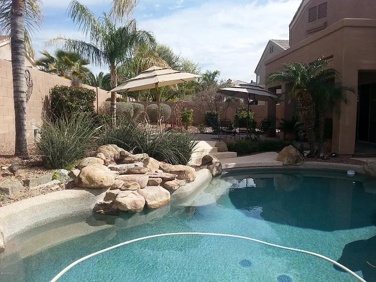 9720 E Davenport Dr — Photo 17