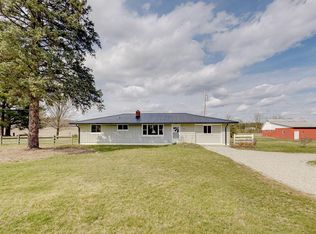 6521 Mount Gilead Rd, Fredericktown, OH 43019
