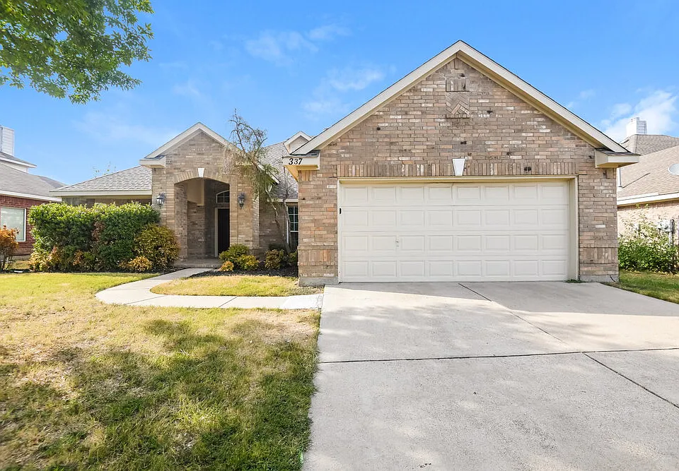 337 Fort Edward Dr
