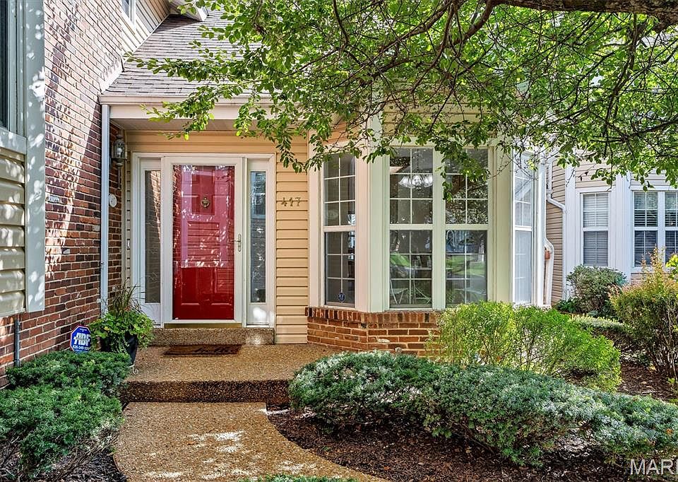 1st image of 417 Meramec Way #4