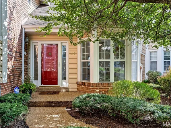 417 Meramec Way #4, Saint Charles, MO 63303
