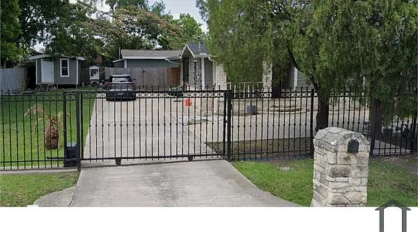 7999 Ritz St — Photo 1