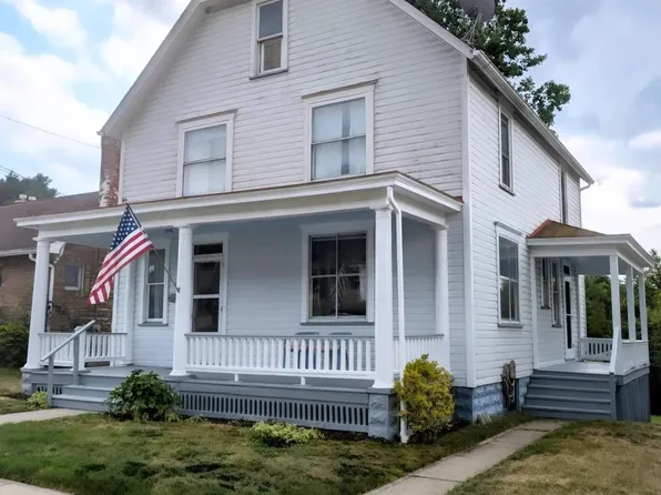 1020 Vine St, West Newton, PA 15089