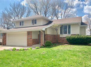 906 NW Maple St, Ankeny, IA 50023