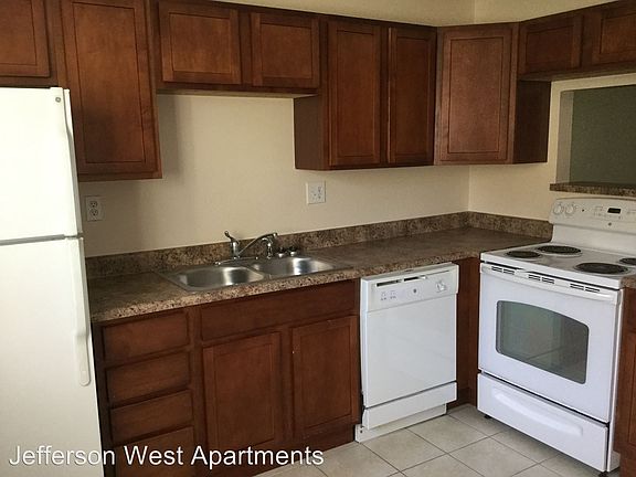 2nd image of 810 Wildwood Dr APT 47