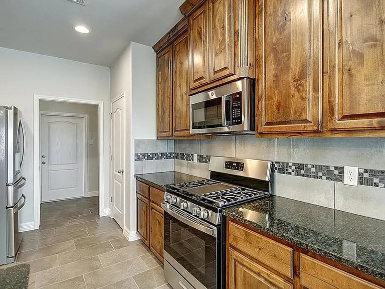 7522 Sable Creek Dr — Photo 25