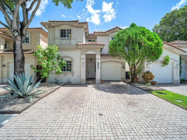 6653 NW 107th Pl, Doral, FL 33178