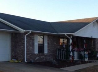 1772 Cindy Ave, Waldron, AR 72958