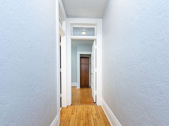 2nd image of 325 6th Ave SE APT 205