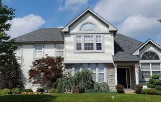 1927 Woodfield Dr, Jamison, PA 18929