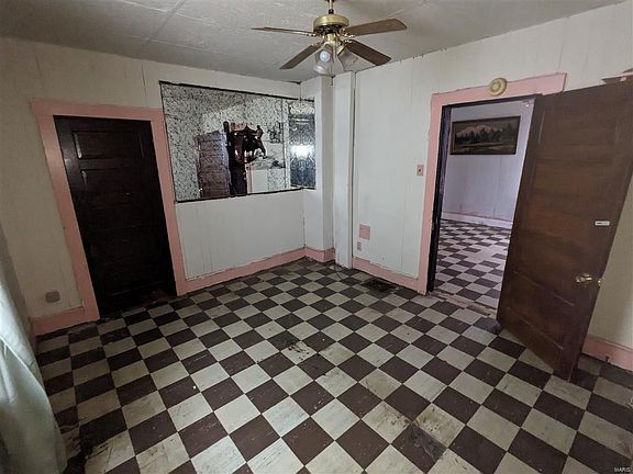 5th image of 2423 Cleveland Ave