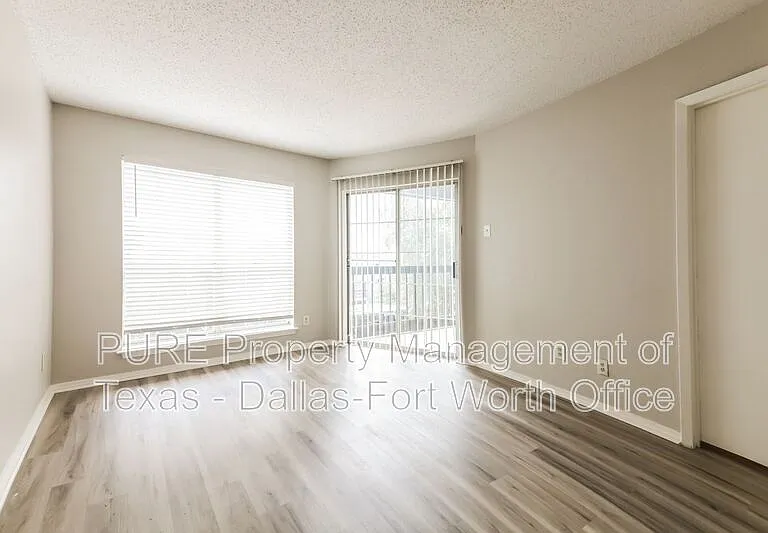 18333 Roehampton Dr #1032 — Photo 4