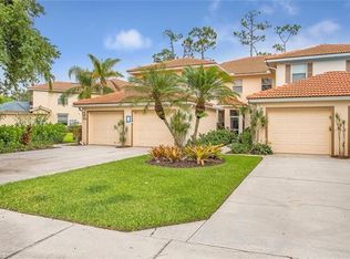 350 Robin Hood Cir UNIT 102, Naples, FL 34104