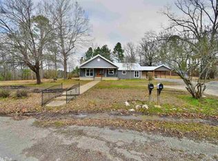 1098 Graham Rd, Benton, AR 72015