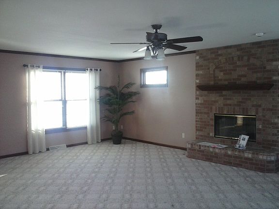 4th image of 5250 W Yale Dr
