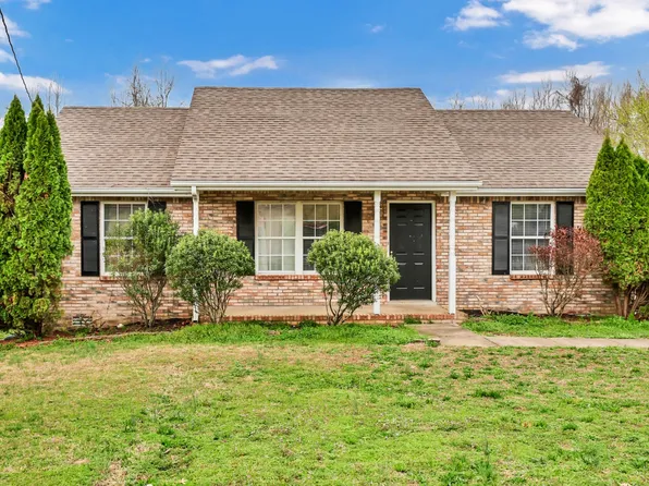 356 Donna Dr, Clarksville, TN 37042