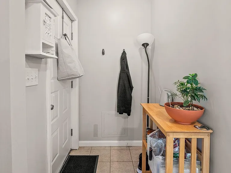 1786 Annabelle St — Photo 5