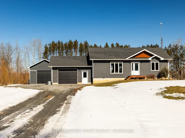 10625 Loughlin Ridge Rd, North Dundas, ON K0E 1S0