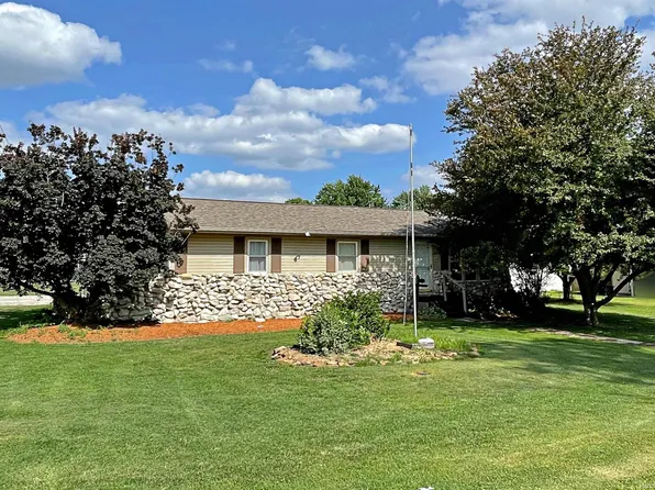 518 NW 6th St, Washington, IN 47501