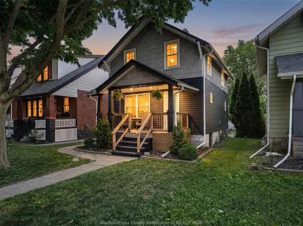 1353 Moy Ave, Windsor, ON N8X 4S5
