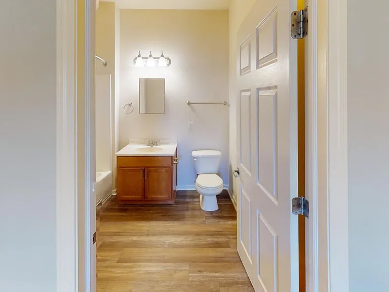 Dublin Glen Apartments — Photo 22