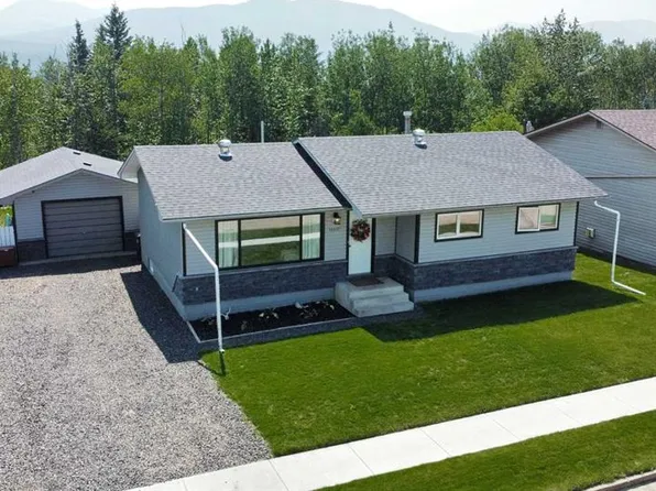 10237 N 97th Ave, Grande Cache, AB T0E 0Y0