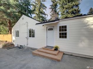 12040 36th Ave NE, Seattle, WA 98125