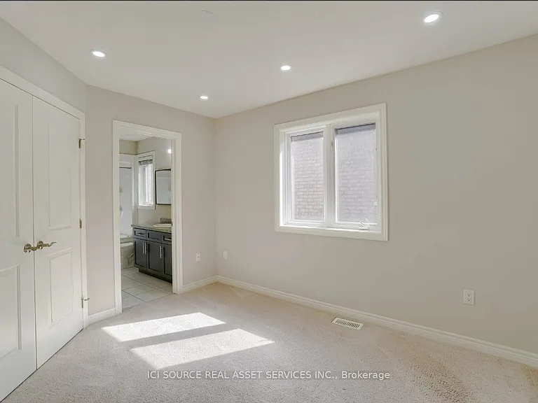 93 Sonoma Valley Cres — Photo 19