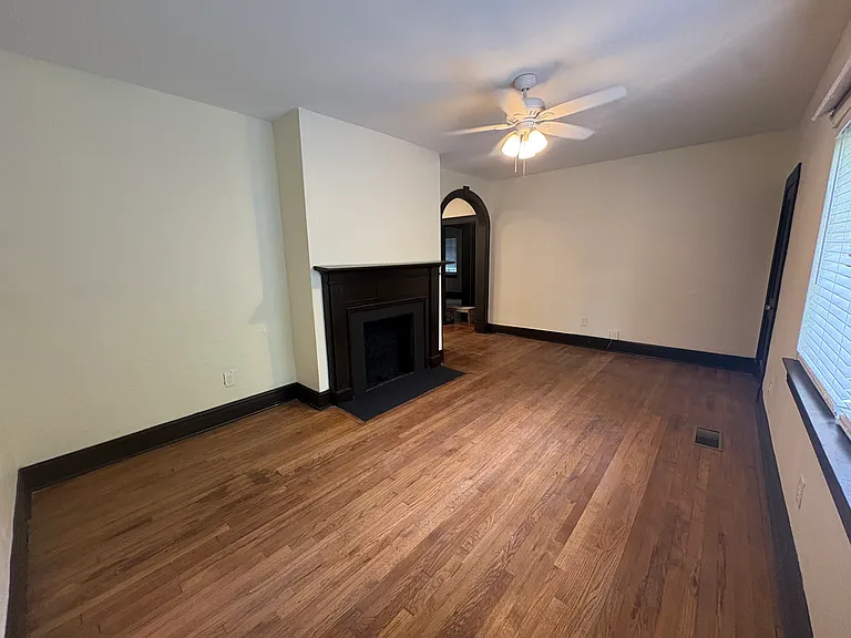 1320 Hazel St #4 — Photo 2