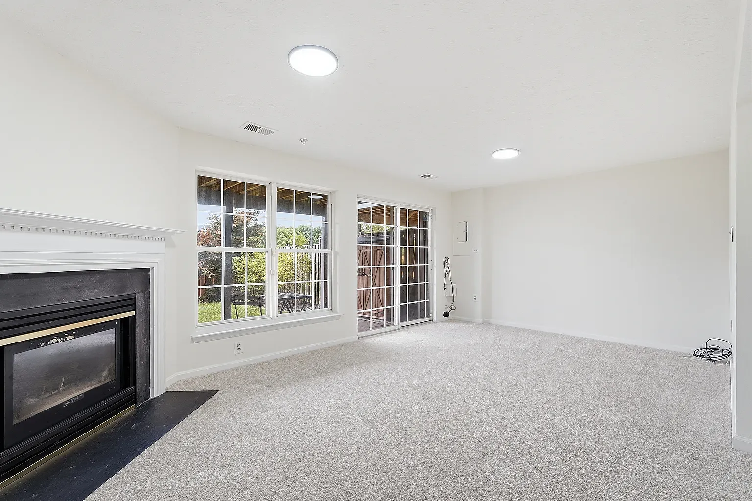 3 bed, 1730 sqft, $3,250 — Photo 3