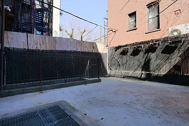 Rented by Tapiro Realty