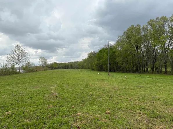 0 Chaparral Rd Lot 9-10, Clifton, TN 38425