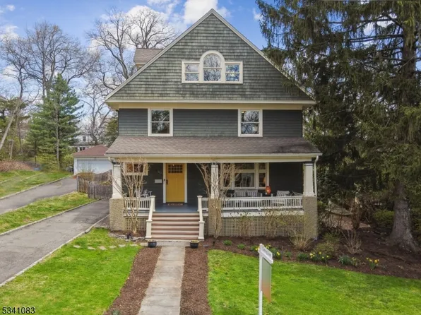 43 Ridgewood Terrace, Maplewood Twp., NJ 07040