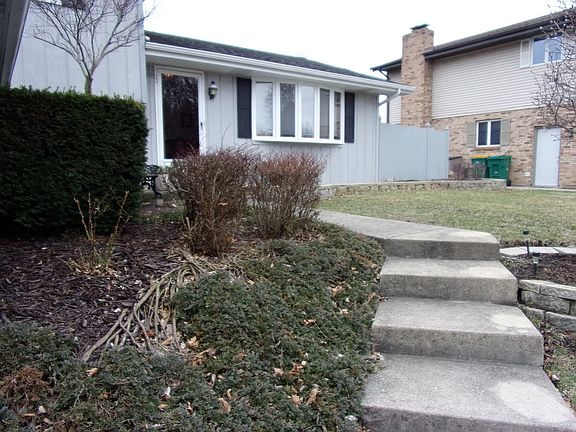 2nd image of 1117 Harvest Dr