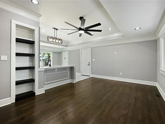5th image of 4312 S James Ave