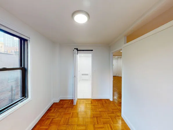 141 East 89th Street image 12 of 17