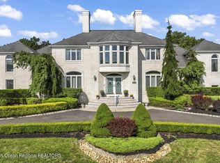 200 Walnut Dr, Morganville, NJ 07751