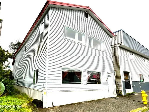 512 2nd St, Cordova, AK 99574