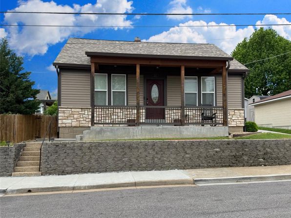 225 Rand St, Washington, MO 63090
